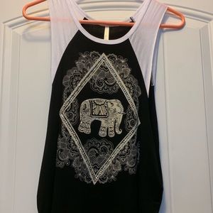 NWOT Graphic designed tank with decorative stones